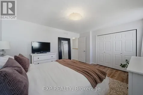 1832 Loranger Court Ottawa ON K1C 7H6