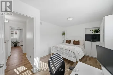 1832 Loranger Court Ottawa ON K1C 7H6