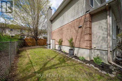 1832 Loranger Court Ottawa ON K1C 7H6
