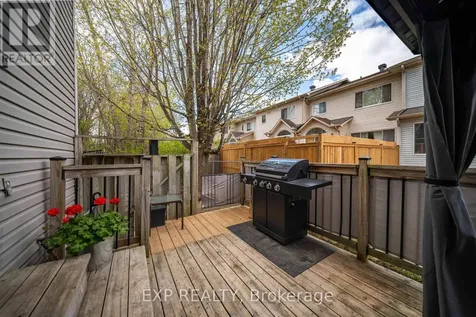 1832 Loranger Court Ottawa ON K1C 7H6