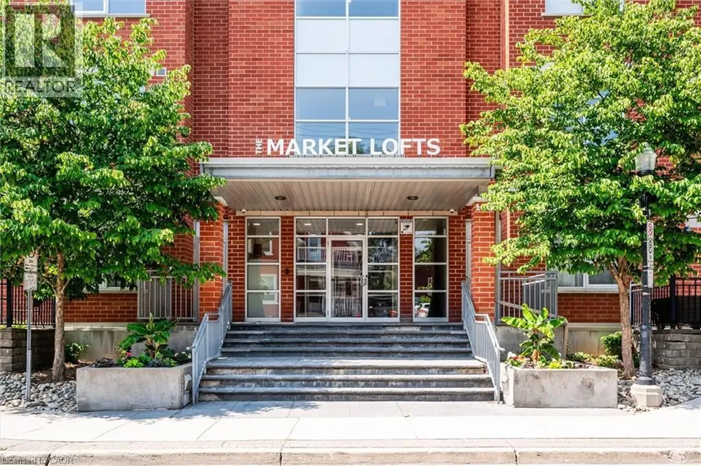 165 Duke Street East Kitchener ON N2H 6T8