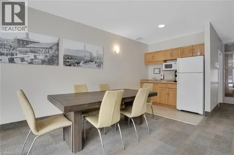 165 Duke Street East Kitchener ON N2H 6T8