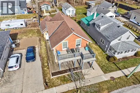 40 St Andrew Street Port Dover ON N0A 1N0