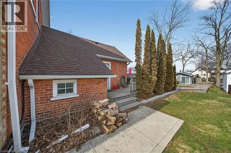 40 St Andrew Street Port Dover ON N0A 1N0