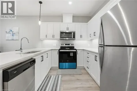 121 Moffatt Street St. Catharines ON L2P 2L8