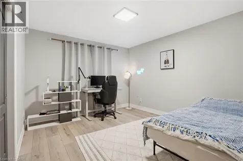 121 Moffatt Street St. Catharines ON L2P 2L8