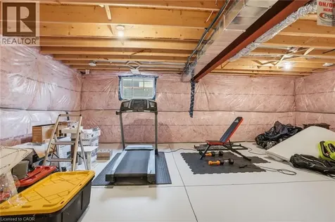 121 Moffatt Street St. Catharines ON L2P 2L8