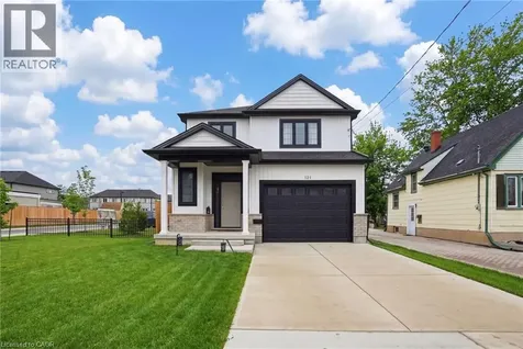 121 Moffatt Street St. Catharines ON L2P 2L8