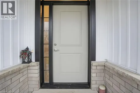 121 Moffatt Street St. Catharines ON L2P 2L8