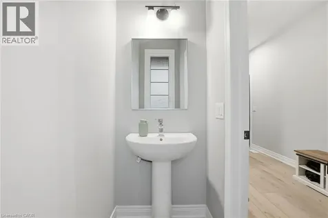 121 Moffatt Street St. Catharines ON L2P 2L8