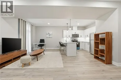121 Moffatt Street St. Catharines ON L2P 2L8
