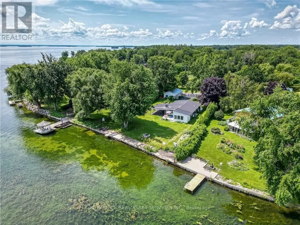 20586 Old Montreal Road South Glengarry ON K0C 2C0
