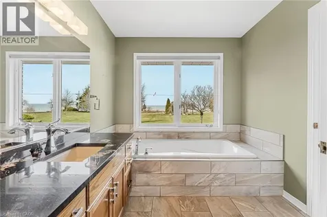 3503 Lakeshore Road Lincoln ON L3J 0X1