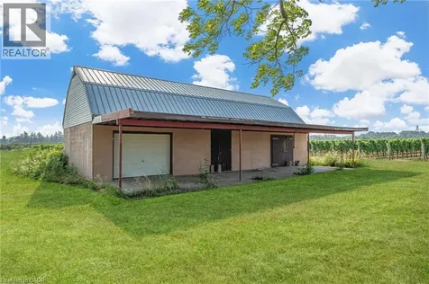 3503 Lakeshore Road Lincoln ON L3J 0X1