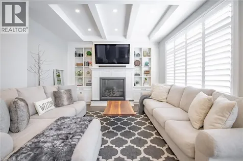 4 Lockman Drive Ancaster ON L0K 0C1
