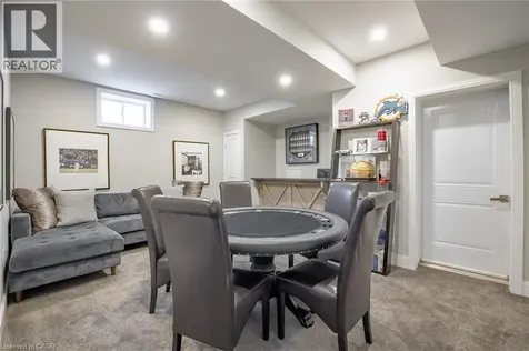 4 Lockman Drive Ancaster ON L0K 0C1