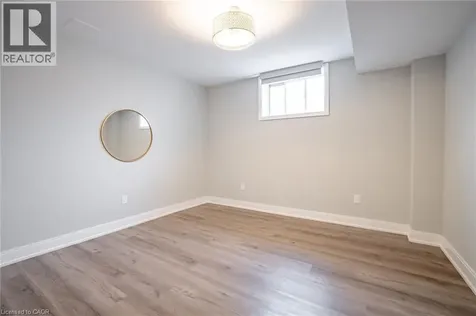 4 Lockman Drive Ancaster ON L0K 0C1