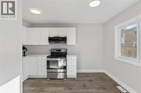 816 Wellington Street Sarnia ON N7T 1J5