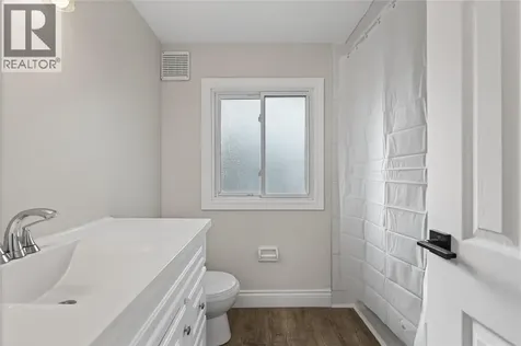 816 Wellington Street Sarnia ON N7T 1J5