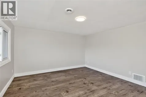 816 Wellington Street Sarnia ON N7T 1J5