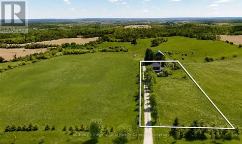 1943 Fairgrounds Road South Clearview ON L0M 1G0