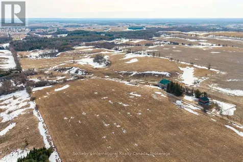 1943 Fairgrounds Road South Clearview ON L0M 1G0