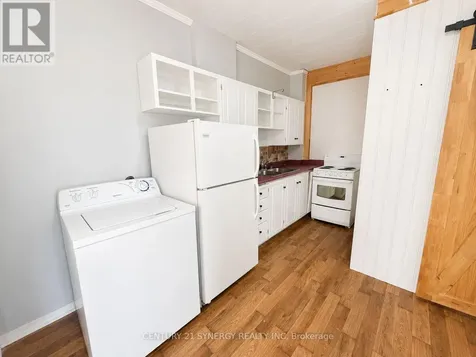 164 Chambers Street Smiths Falls ON K7A 2Z4