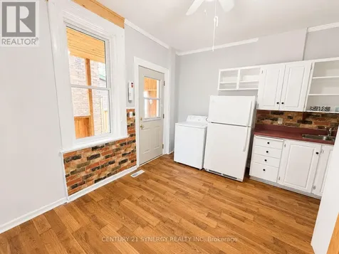 164 Chambers Street Smiths Falls ON K7A 2Z4