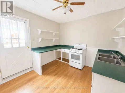164 Chambers Street Smiths Falls ON K7A 2Z4