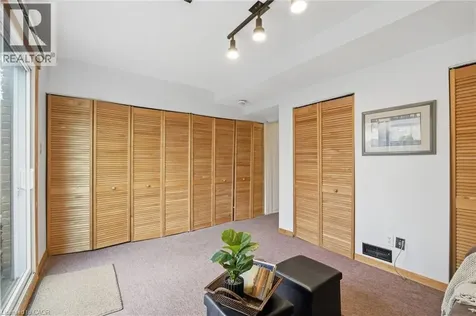 1115 Paramount Drive Stoney Creek ON L8J 1P6