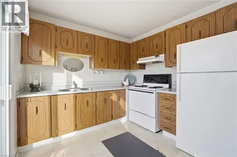 1115 Paramount Drive Stoney Creek ON L8J 1P6
