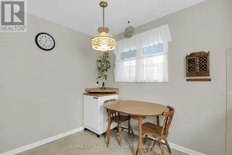 962 Dynes Road Ottawa ON K2C 0G8