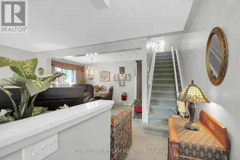 962 Dynes Road Ottawa ON K2C 0G8