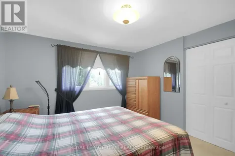 962 Dynes Road Ottawa ON K2C 0G8