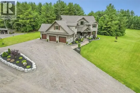 2882 B Line Road Pembroke ON K8A 6W8