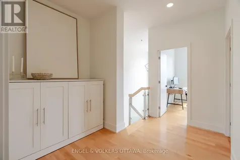 197 Lisgar Street Ottawa ON K2P 0X5