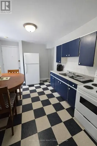 514 Bay Street Ottawa ON K1R 6B3
