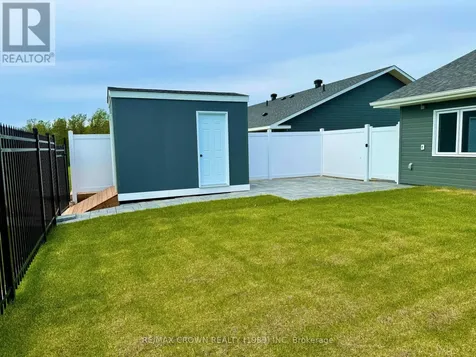 18 Golf Street Kapuskasing ON P5N 3J6