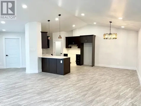 18 Golf Street Kapuskasing ON P5N 3J6