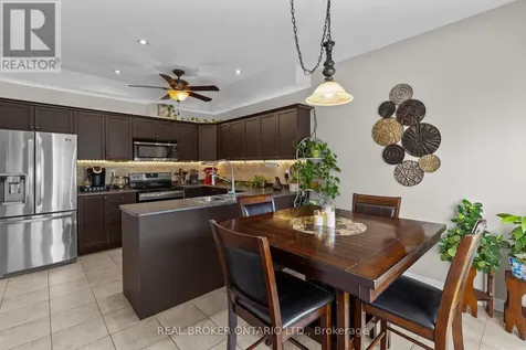 17 Cranberry Lane Barrie (400 West) ON L4N 0Z1