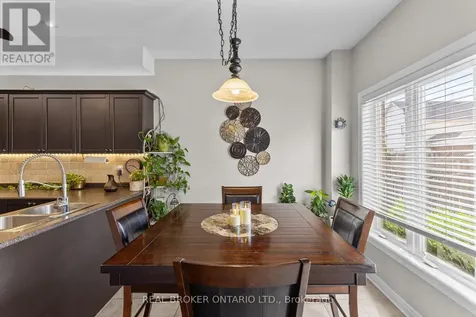 17 Cranberry Lane Barrie (400 West) ON L4N 0Z1