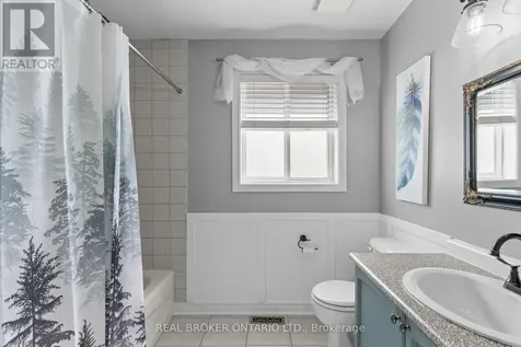 17 Cranberry Lane Barrie (400 West) ON L4N 0Z1