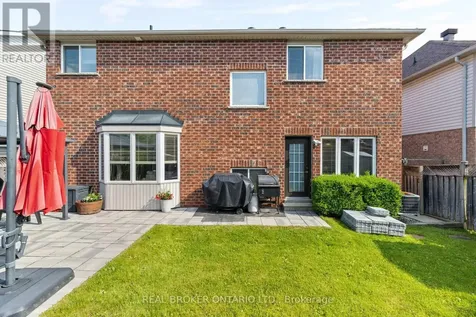 17 Cranberry Lane Barrie (400 West) ON L4N 0Z1