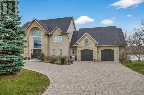 397 Caithness Street East Haldimand ON N3W 1C8