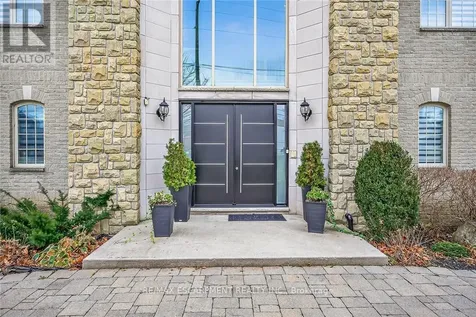 397 Caithness Street East Haldimand ON N3W 1C8