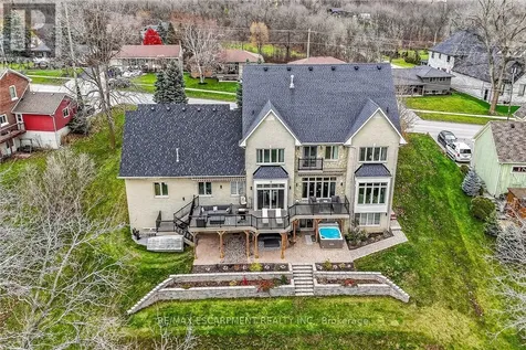 397 Caithness Street East Haldimand ON N3W 1C8