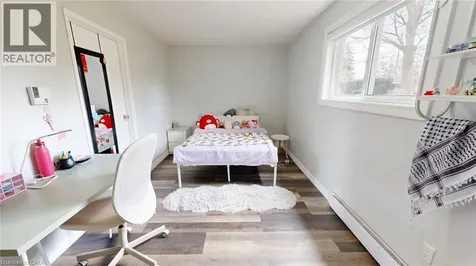 15 Jacksway Crescent London ON N5X 3T8