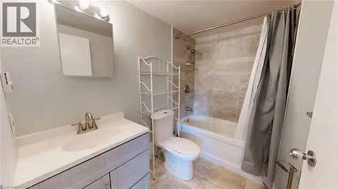 15 Jacksway Crescent London ON N5X 3T8