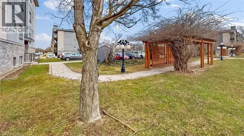 15 Jacksway Crescent London ON N5X 3T8