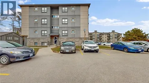 15 Jacksway Crescent London ON N5X 3T8
